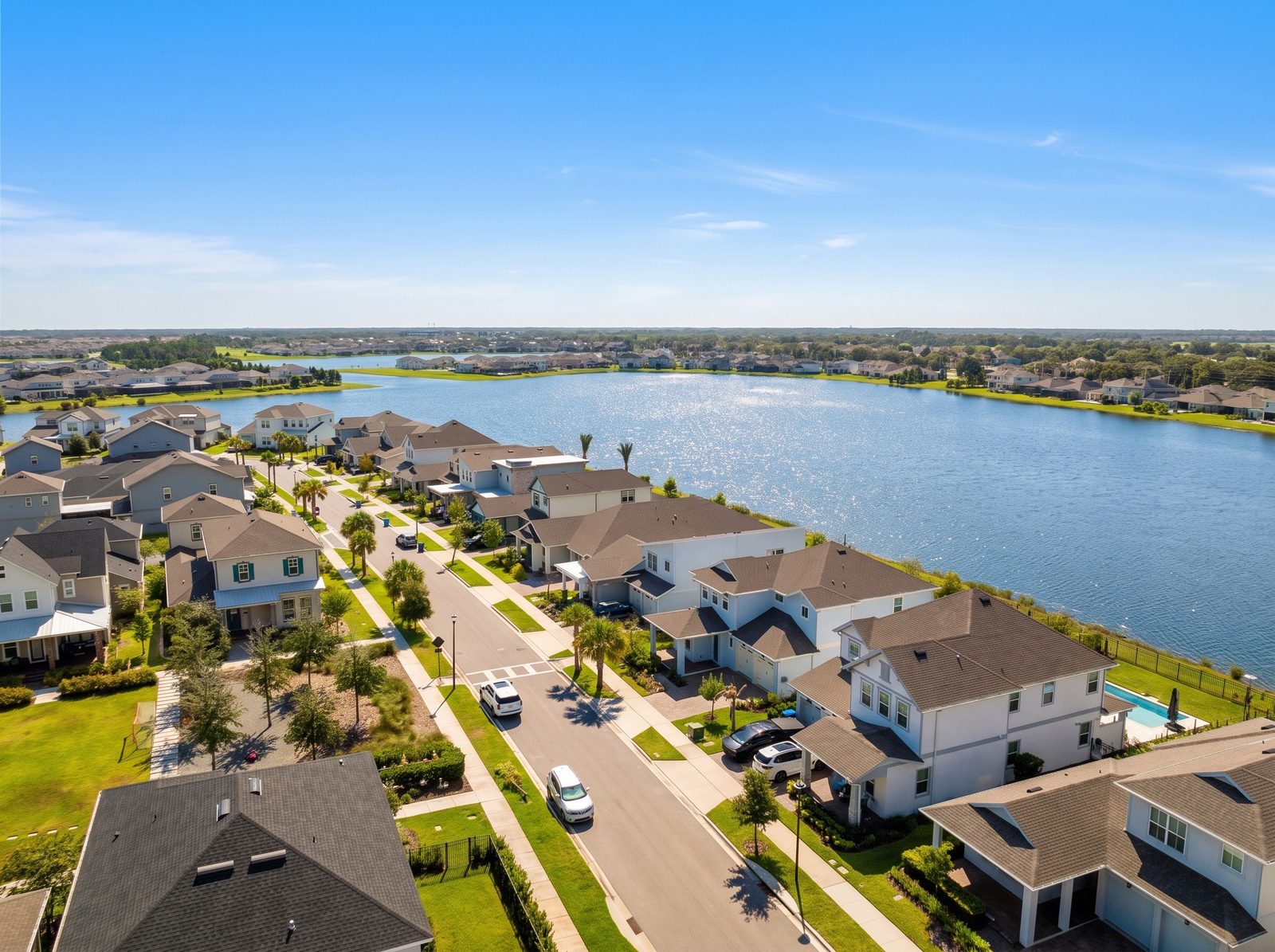 Lakefront homes in southwest Orange County